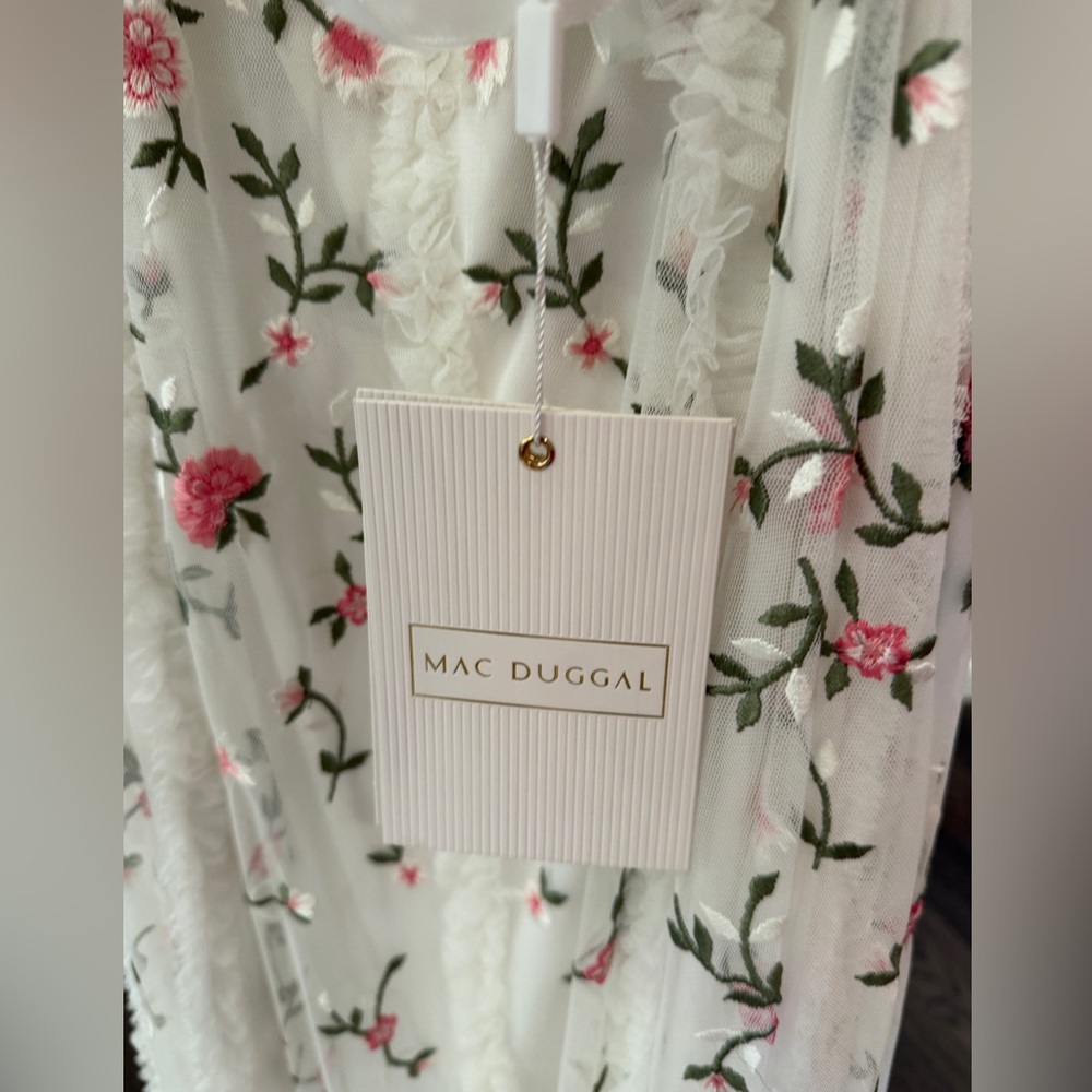 NWT MAC DUGGAL 70159 White Floral long Gown Embellished BRIDAL FORMAL sz 6 - Picture 5 of 11